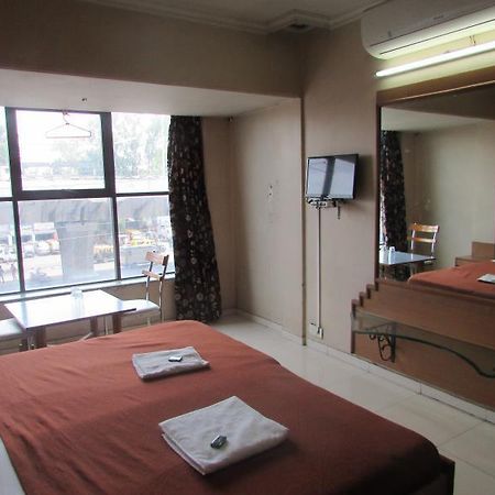 Hotel Dwarka Nashik Εξωτερικό φωτογραφία
