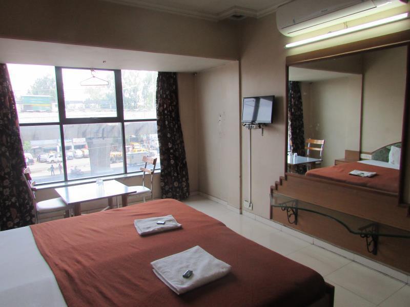 Hotel Dwarka Nashik Εξωτερικό φωτογραφία